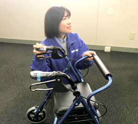船場 萌